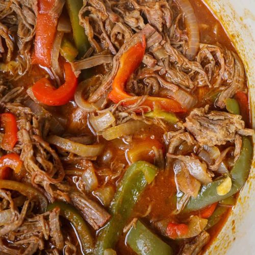 Ropa vieja de res