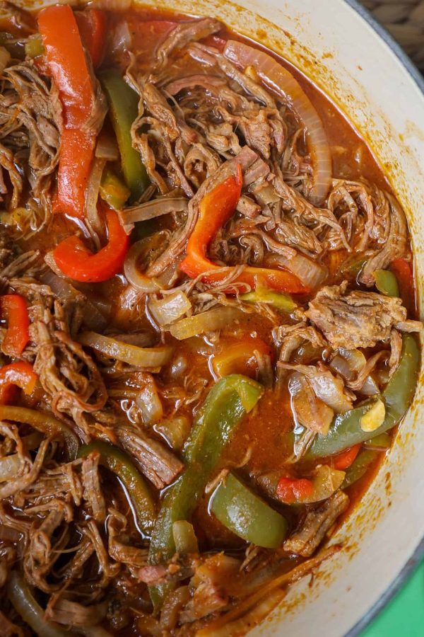 Ropa vieja de res